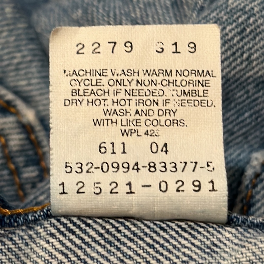 Vintage Levi's 521 Hi Rise Taper Fit Jeans - Picture 14 of 14